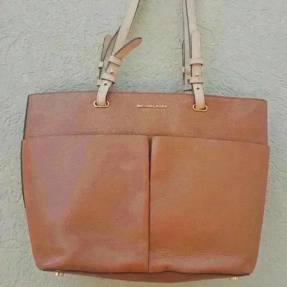 NWOT Michael Kors Women Shoulder Bag - Picture 1 of 15